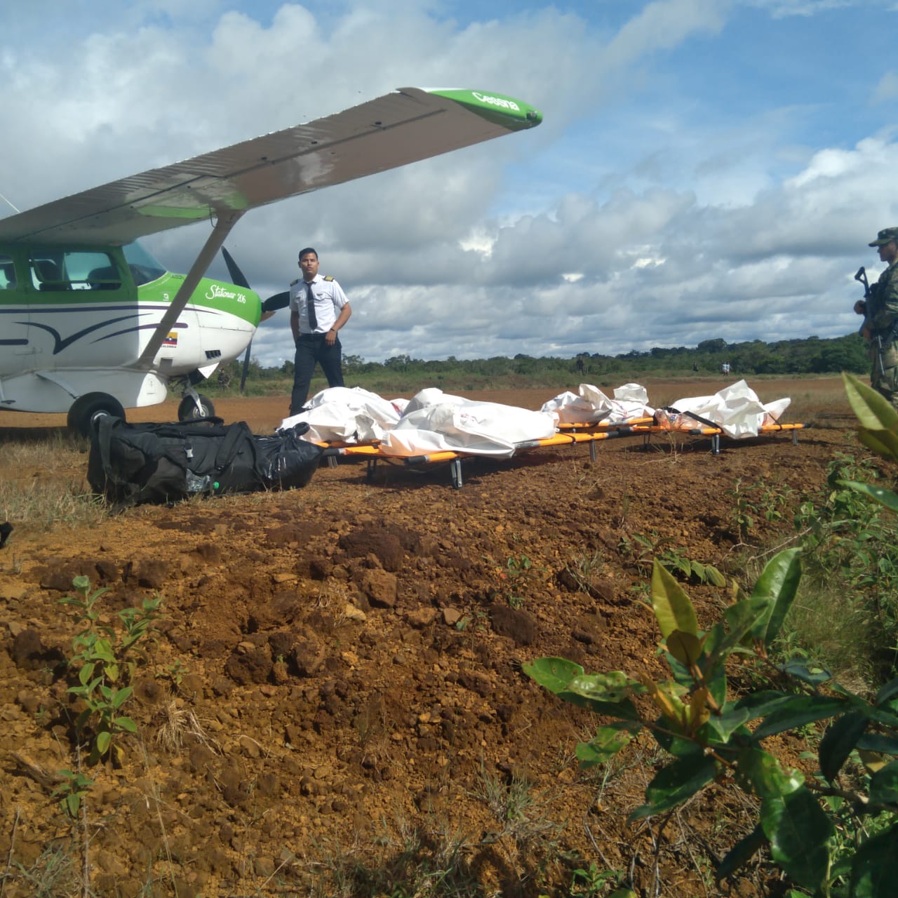 Evacuados los cuerpos de víctimas de accidente aéreo en el Vaupés