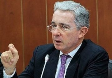 “Se le manda un muy mal mensaje al país”, Senador Robledo sobre renuncia de Senador Uribe