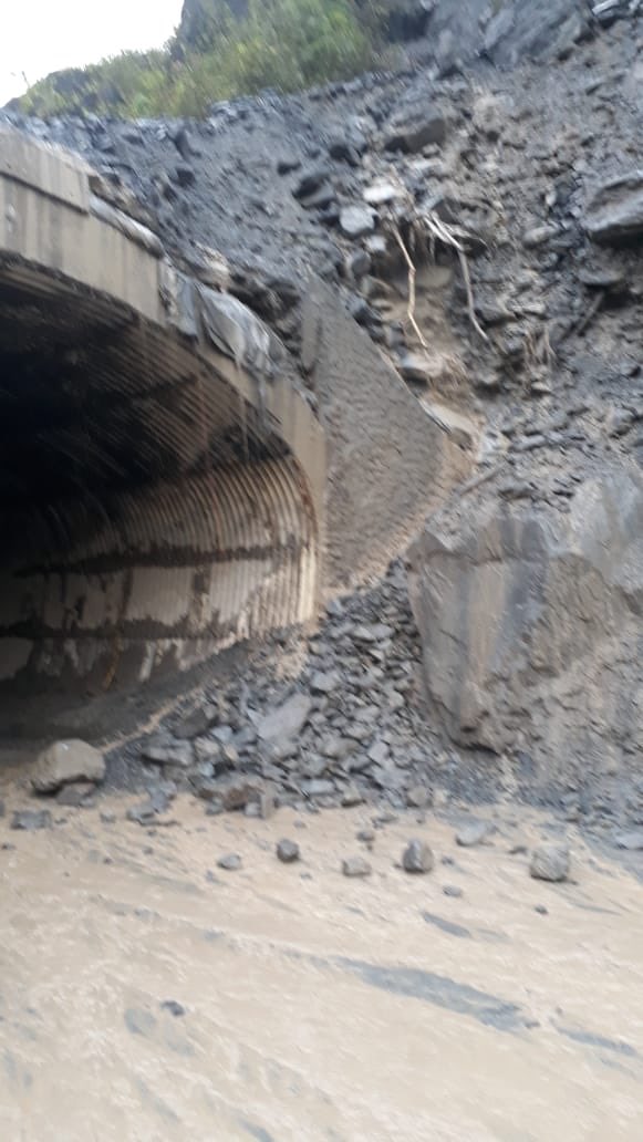 Este es uno de los puntos más afectados de la vía al llano- Foto / Coviandes