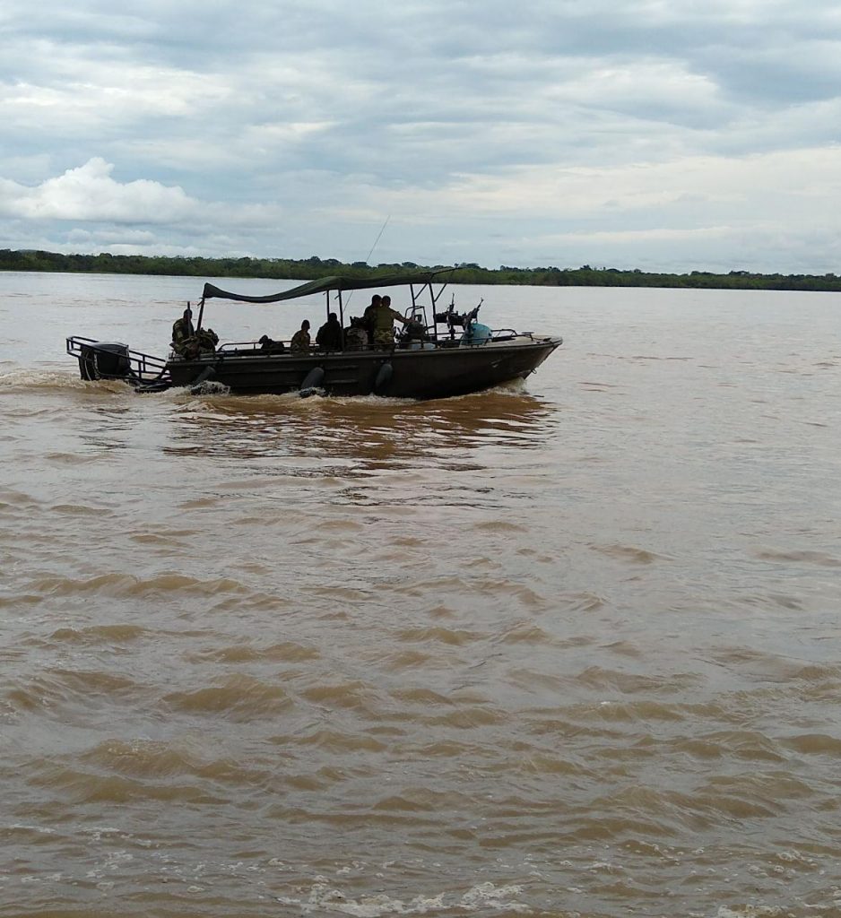 Tres infantes de marina resultaron heridos en accidente fluvial sobre el río Guayabero