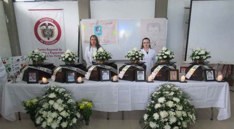 Guaviare: Familias reciben restos de siete desaparecidos por el conflicto armado