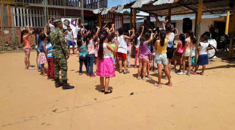 600 personas del Arazá beneficiados en jornada de acción social del Ejército