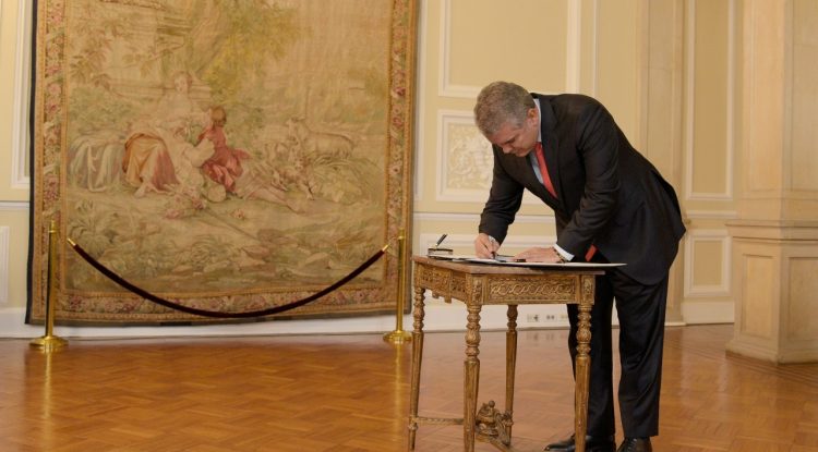 Presidente Iván Duque firmó Decreto que autoriza decomiso de dosis mínima