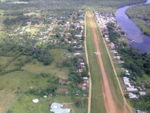 Rescatadas cinco personas tras el hundimiento de una embarcación en el río Vaupés