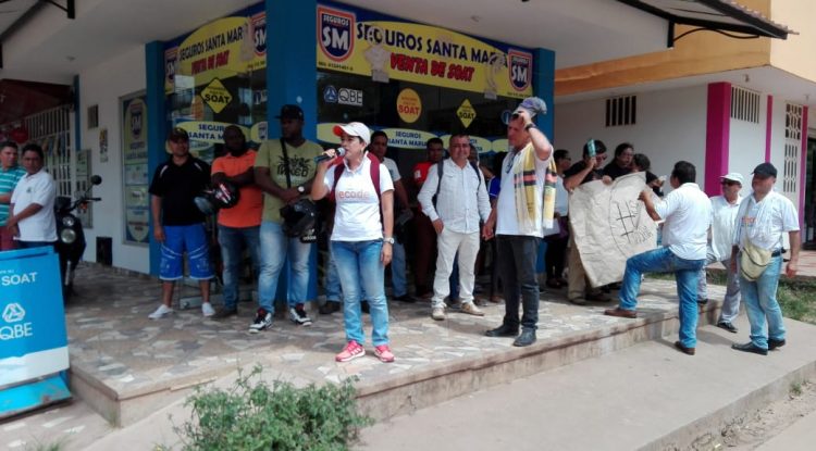 Maestros y transportadores marcharon en San José del Guaviare