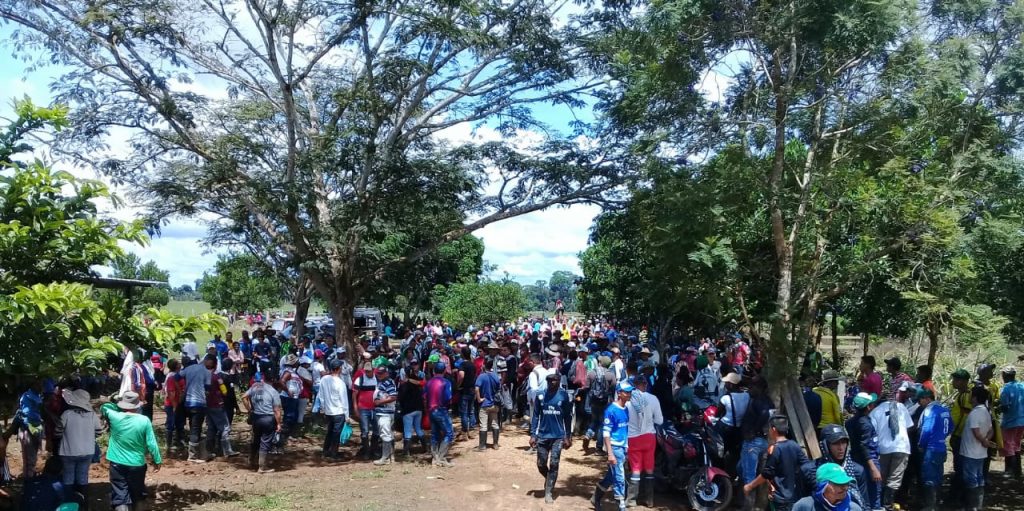 Campesinos del Guaviare se oponen a dejar sus tierras en la región del Guayabero