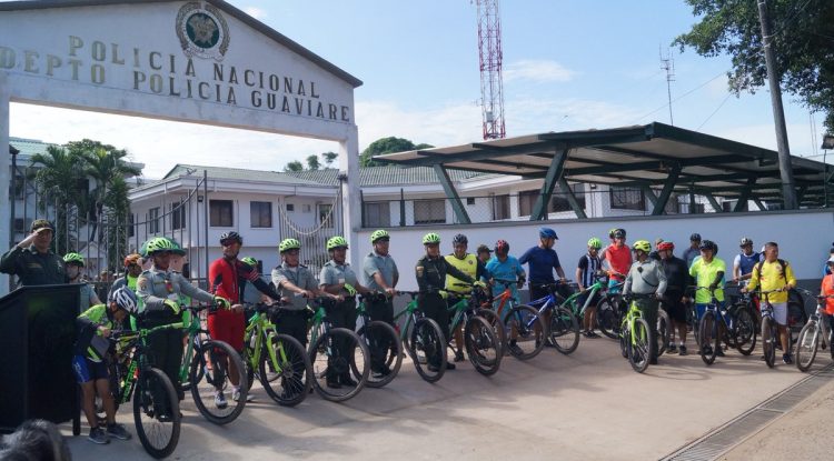 Policía Nacional celebra 127 años de servicio a la comunidad en el Guaviare