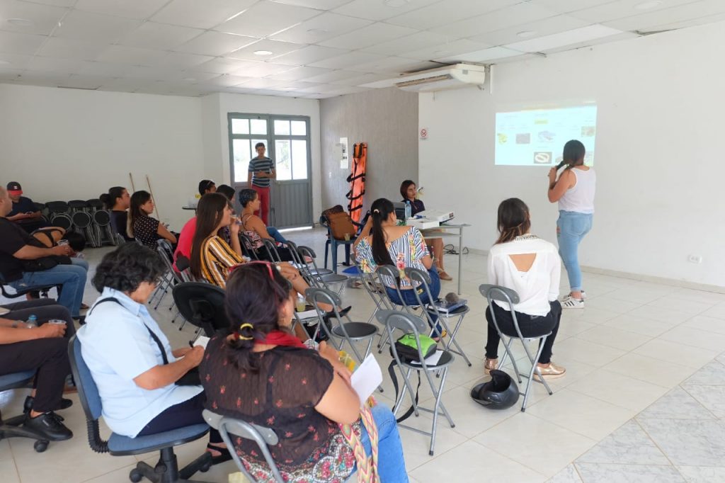 Universidad El Bosque dictó taller sobre manejo de serpientes