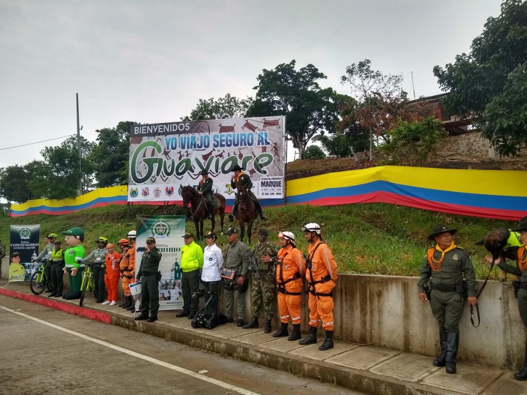 'Viaje seguro, su Ejército está en la vía", campaña de seguridad en Semana Santa