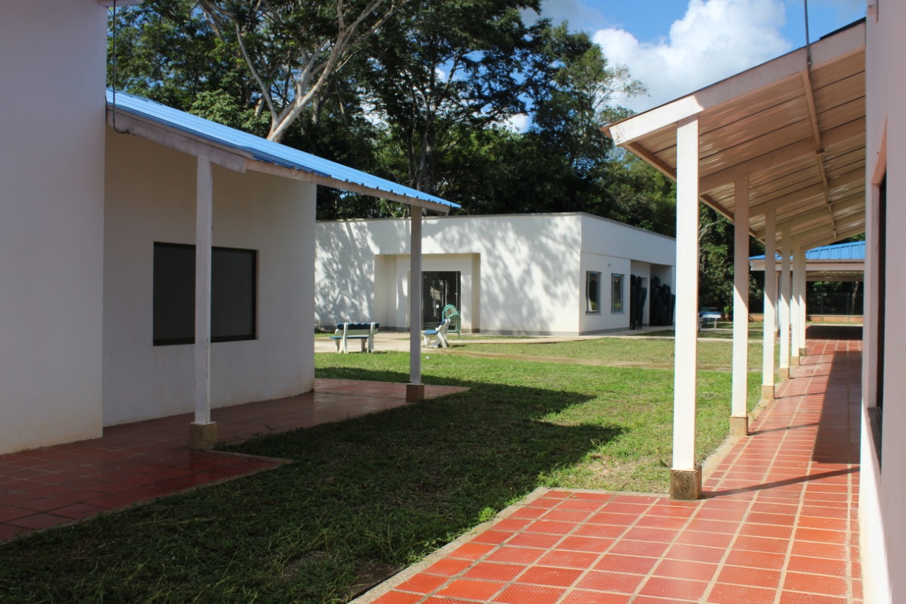 Centro Integral del Adulto Mayor ubicado en el sector del Arazá - San José del Guaviare