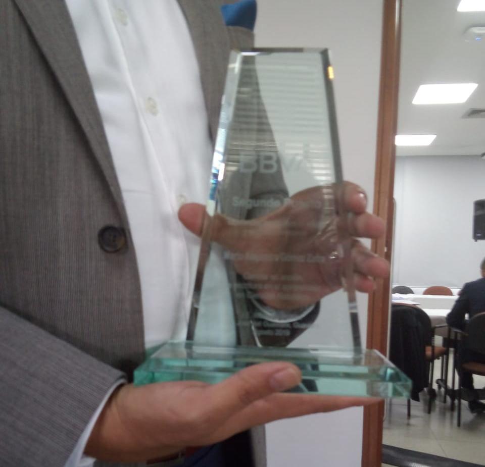 profesor Mario Alejandro Gómez de la Institución Educativa Manuela Beltrán, de San José del Guaviaré, ganó con el proyecto 'Ciencia en Acción', ocupando el segundo lugar en la categoría “Experiencia significativa en lectura y escritura convencional”.