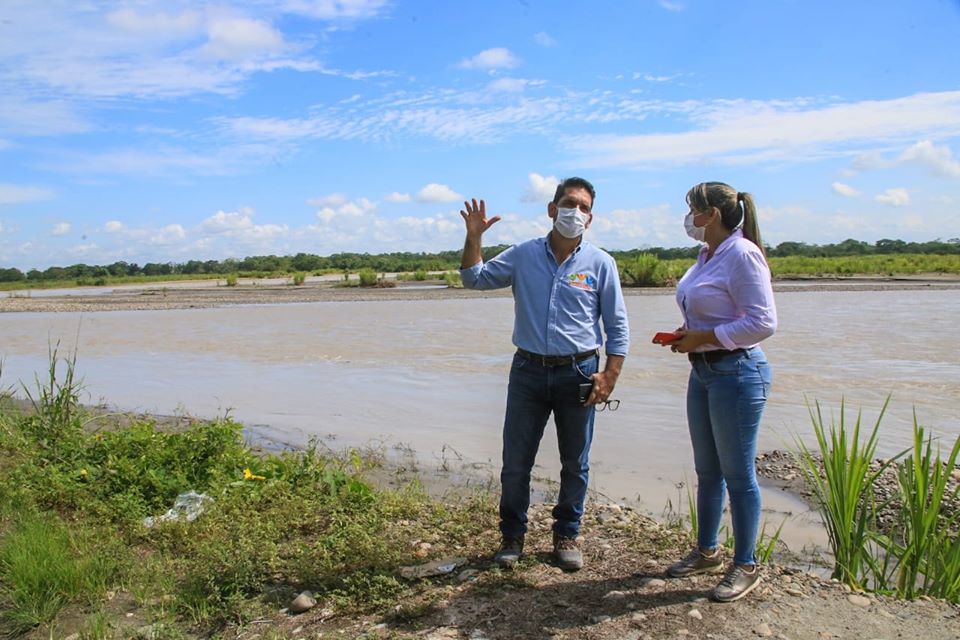 Juan Guillermo Zuluaga, gobernador del Meta, visitó el centro poblado de Puerto Limón. Sostuvo un dialogo con Patricia Mancera, alcaldesa de Fuentedeoro.