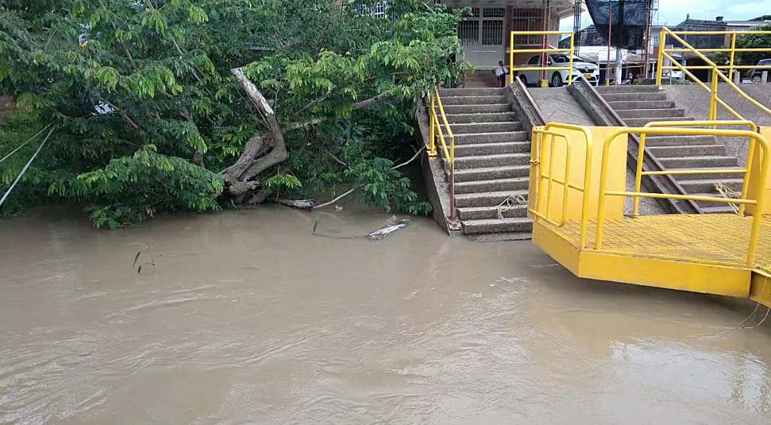 Nivel del río Guaviare alcanza los 8.38 metros.