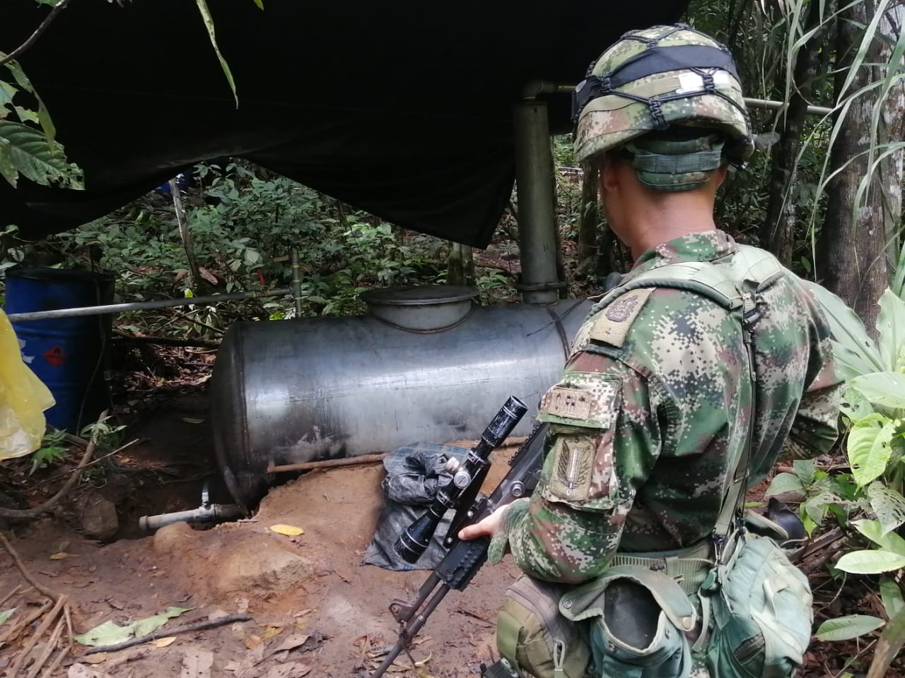 Hallan cristalizadero para la fabricación de cocaína en Guaviare. Foto/ Fuerza de Tarea Conjunta Omega