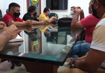 Cuatro acuerdos dejó reunión de comerciantes y alcalde Ramón Guevara