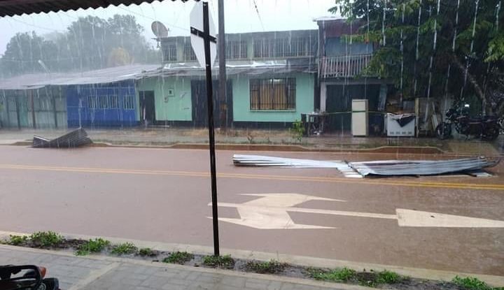 Fuerte vendaval ocasionó daños a viviendas en Calamar (Guaviare)