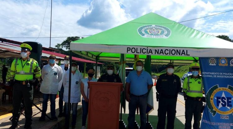600 policías brindarán seguridad durante la navidad y fin de año en Guaviare
