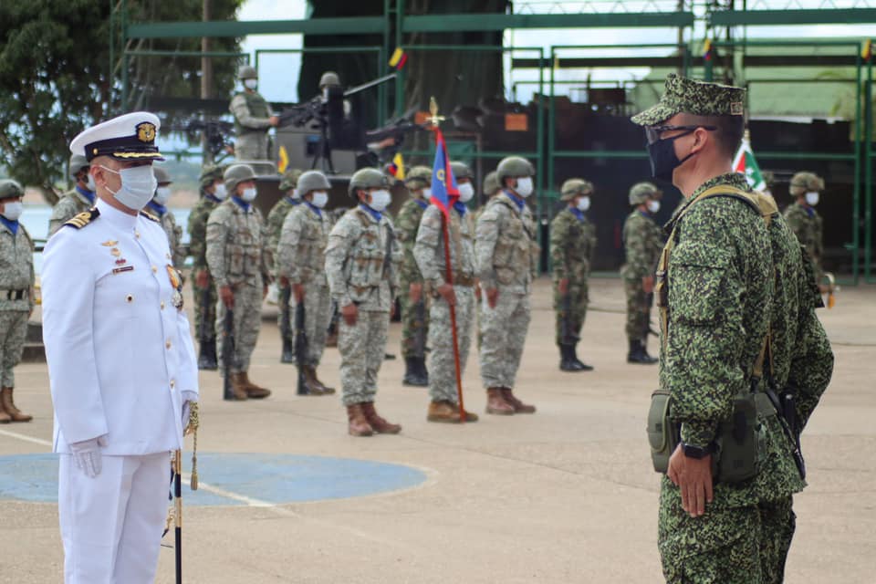 Relevo de comandante en Batallón Fluvial de Infantería de Marina Nº 32