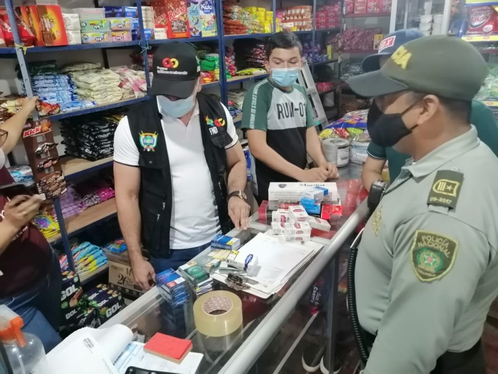 Policía Guaviare y Rentas Departamentales inspeccionan legalidad de licores y cigarrillos