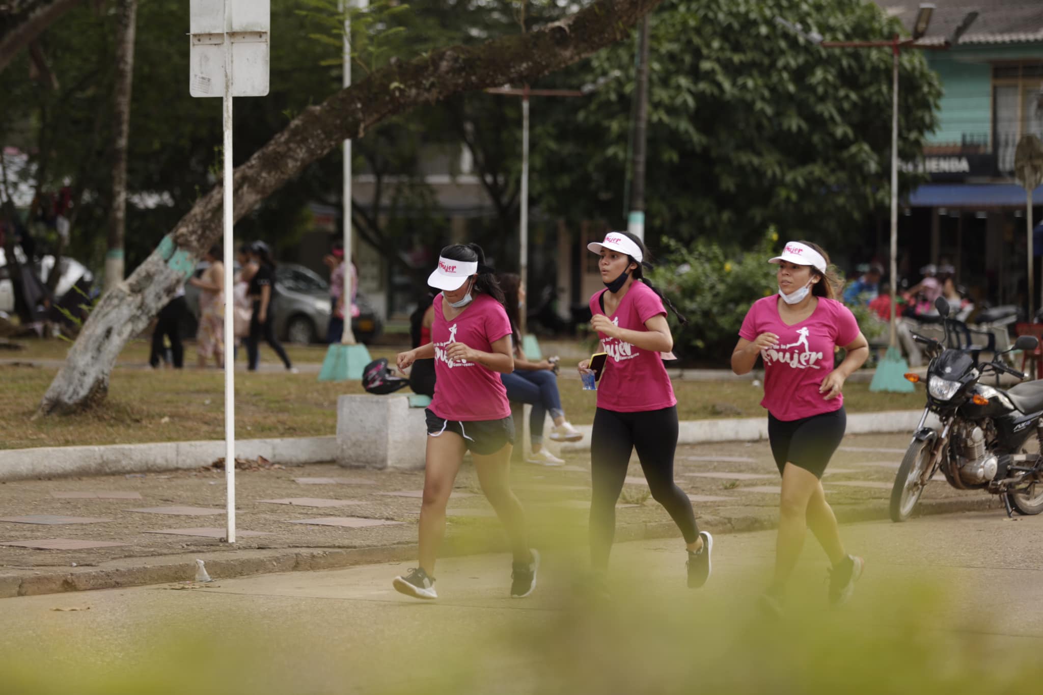 #CorrePorTiNoTeDetengas en conmemoración del Día Internacional de la Mujer