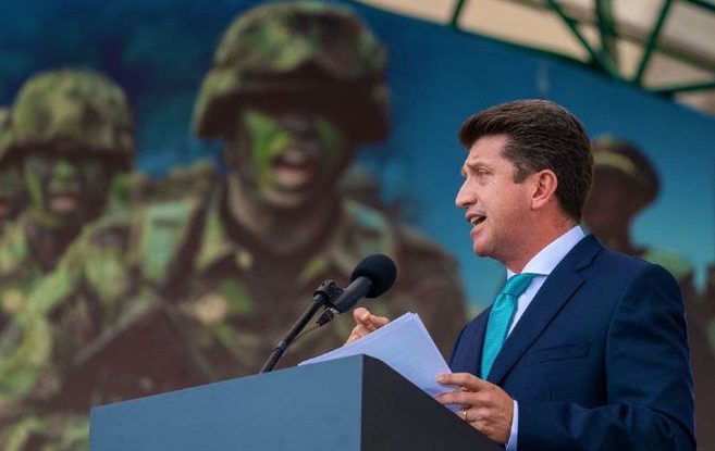 "Gentil Duarte recluta jóvenes para convertirlos en maquinas de guerra": Mindefensa