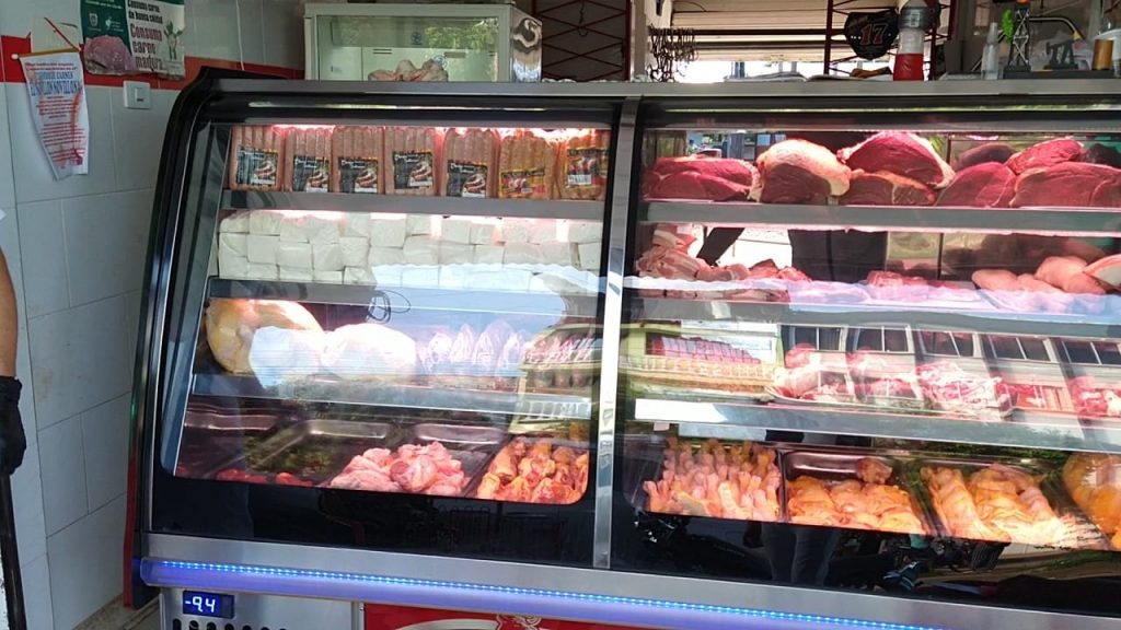 ¿Cómo afectó el alza de la carne a los restaurantes en San José del Guaviare?