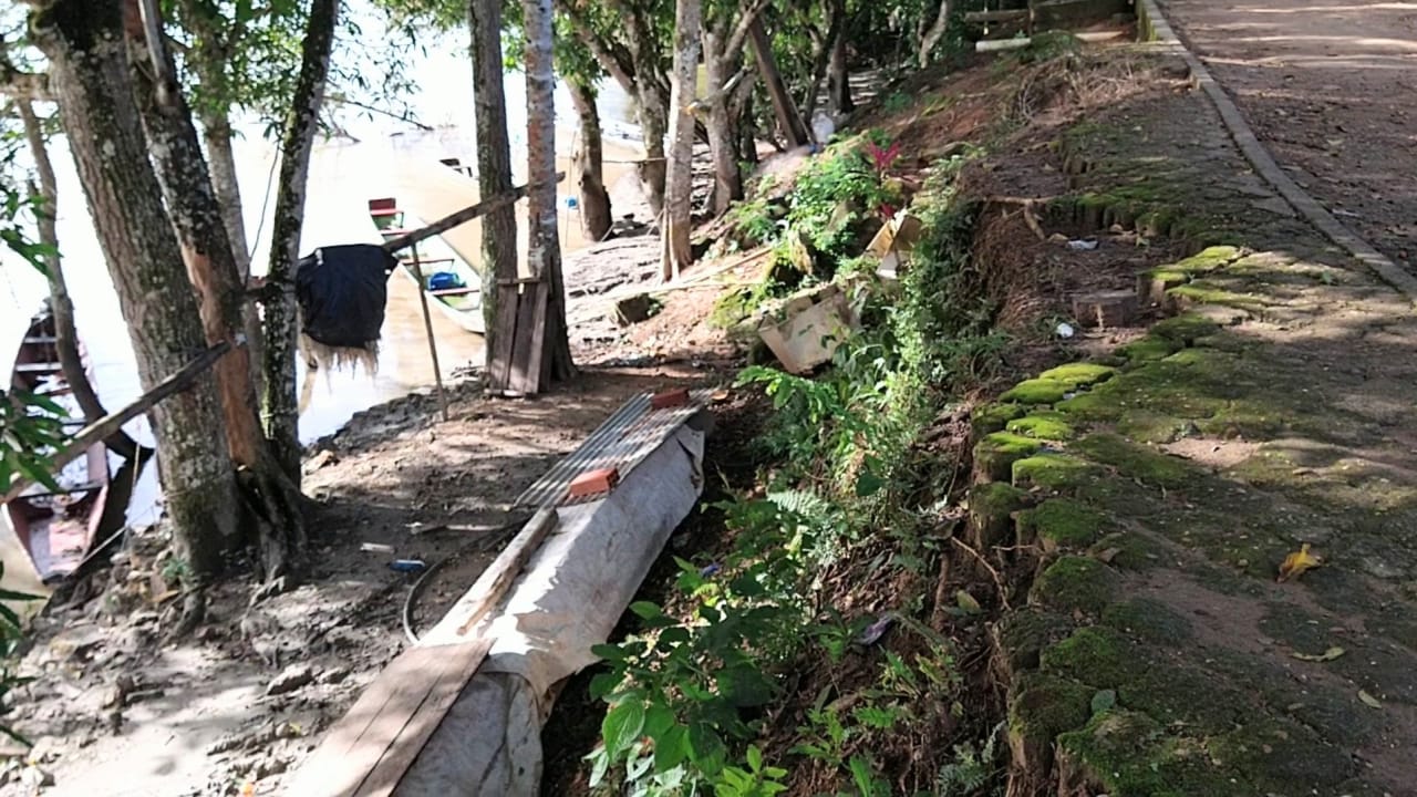 20 casas en riesgo por socavación del río Guaviare