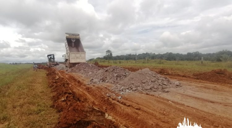 Obras Públicas Departamentales continúa mantenimiento de la vía nacional