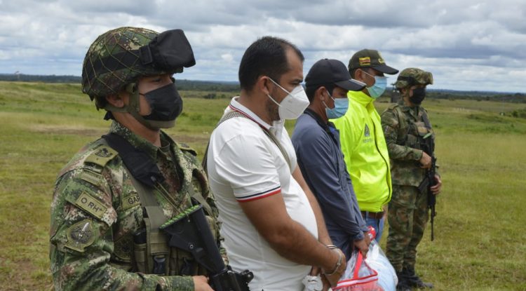 Capturados tres presuntos integrantes de la estructura al mando de Gentil Duarte