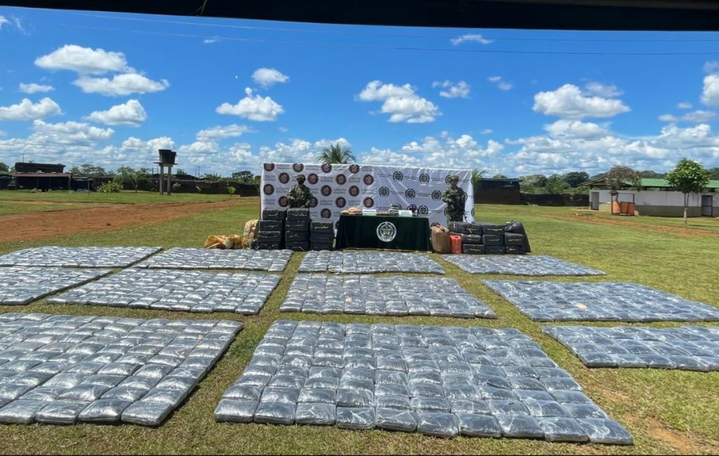 Incautan más de dos toneladas de marihuana en Miraflores, Guaviare