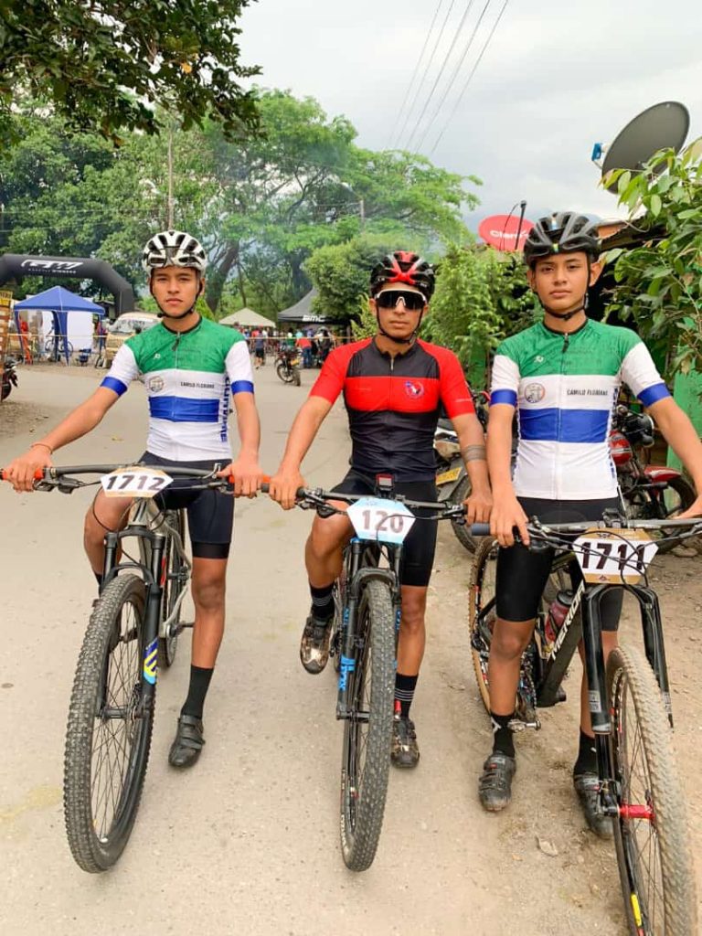 Guaviare ganó primer lugar en la primera valida ciclística arenales extremos en Cumaral, Meta