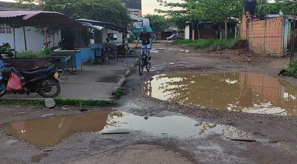 Calles del barrio El Porvenir llevan abandonadas más de 17 años