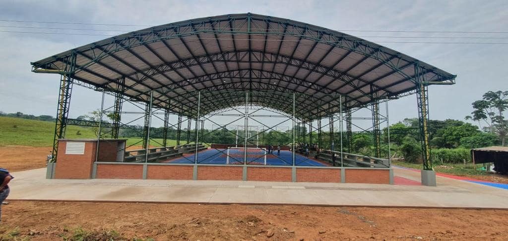 Gobierno Nacional entregó coliseo cubierto en La Carpa, Guaviare