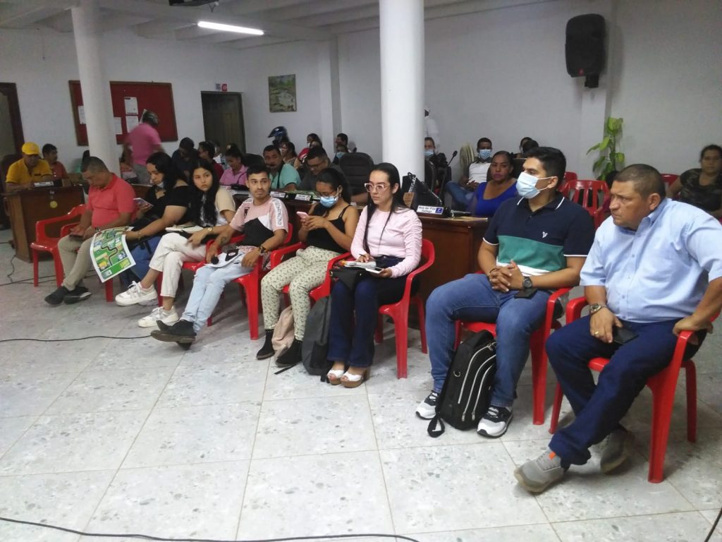 Sesión conjunta realizaron concejales municipales con consejeros de Juventud