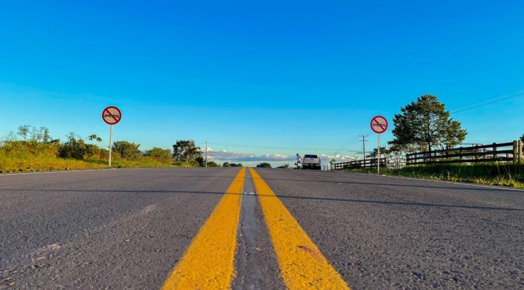 Gobierno Nacional entrega los primeros 20 kilómetros del proyecto de pavimentación entre San José - El Retorno