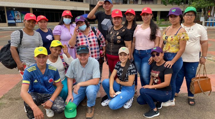 Mujeres rurales emprendedoras del Guaviare se capacitan en Agricultura Tropical Sostenible