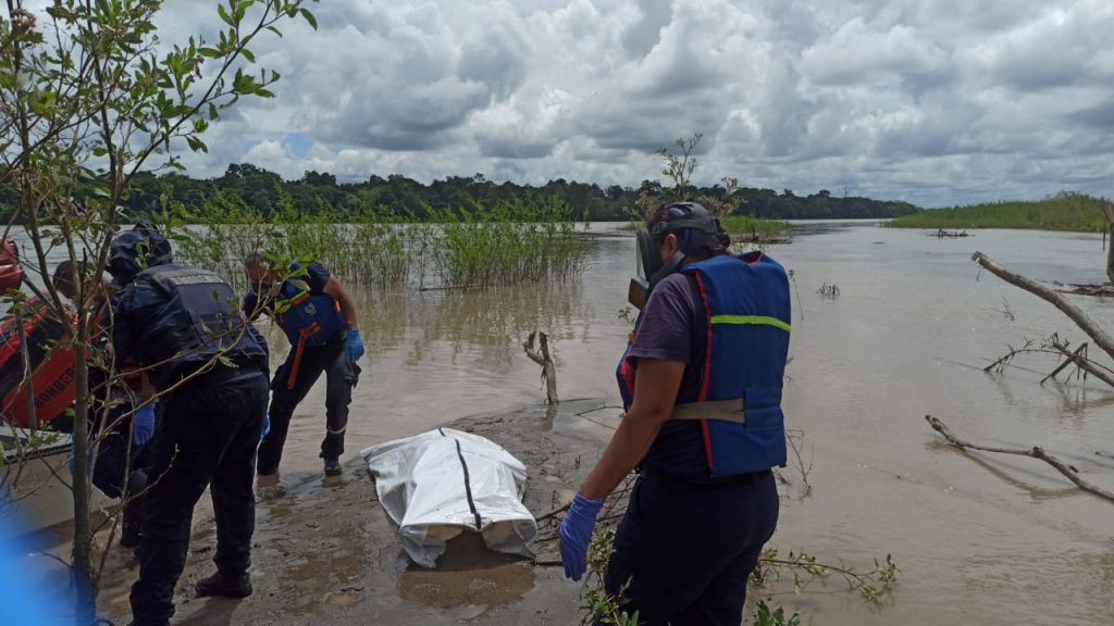 Cadáver de hombre ahogado en el Río Guaviare fue rescatado por Bomberos de San José del Guaviare