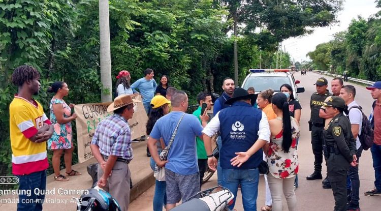 Cinco puntos se acordaron discutir entre autoridades y habitantes del barrio Arazá