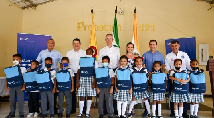 Guaviare recibe donaciones en salud y educación del BBVA