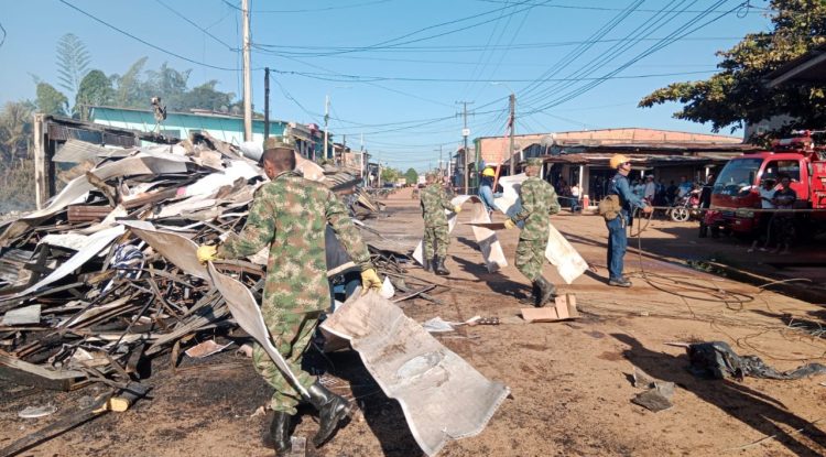 Ejército Nacional apoyó a liquidar incendio en Calamar, Guaviare