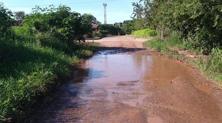 Charco dificulta tránsito a cuatro barrios en San José del Guaviare