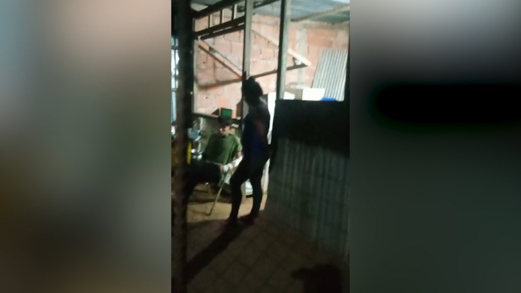 Casi linchan a joven señalado de presunto hurto de un televisor