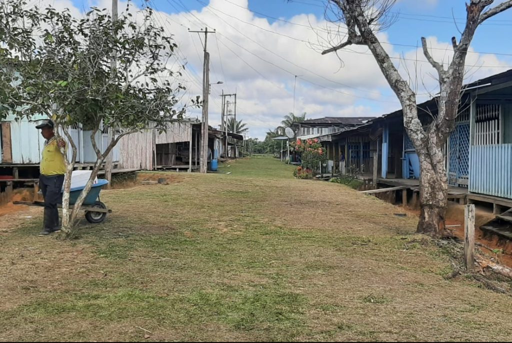 Diputado Iván Flórez, recogió inquietudes y necesidades de comunidades rurales de Miraflores