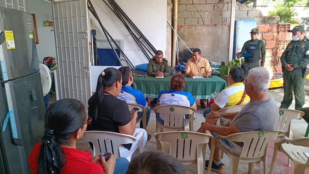 Policía Guaviare y comerciantes se reunieron por ola de hurtos