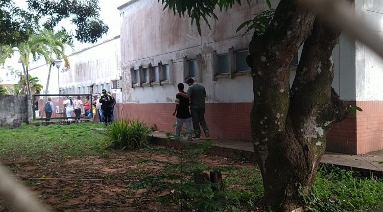 Menor indígena que recibía atención médica se subió a un árbol en el Hospital San José del Guaviare
