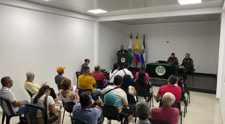 Primera reunión de presidentes comunales y la Policía Guaviare