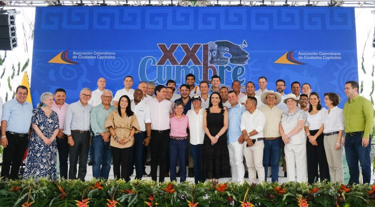 Alcalde Ramón Guevara destacó logros en la XXI Cumbre de Asocapitales
