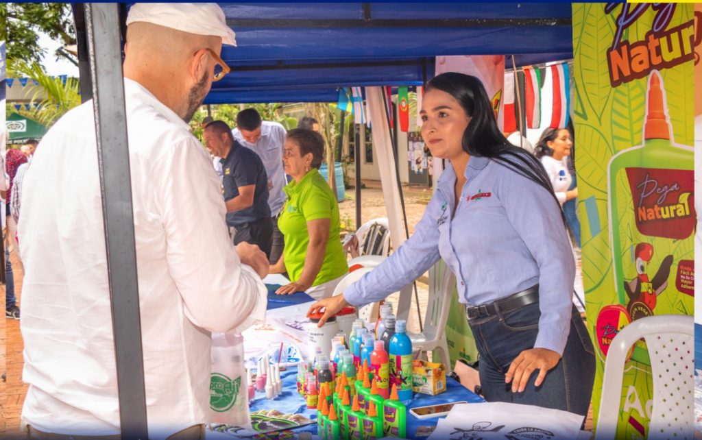 Con éxito termino el conversatorio Guaviare potencia turística ambiental y cultural