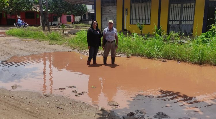 Líderes del barrio La Granja piden mantenimiento de vías