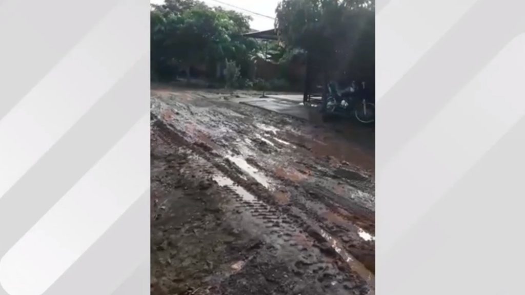 Calles del barrio Bicentenario 2, manzana 1 intransitables en San José del Guaviare